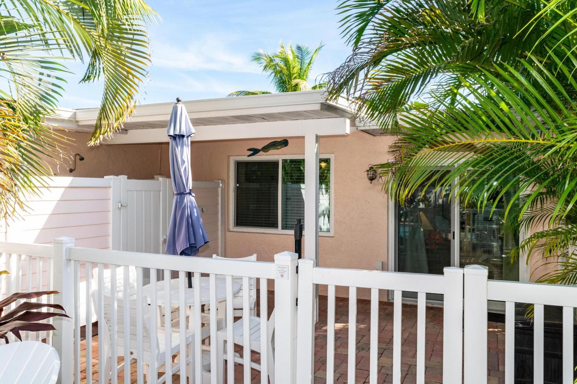 Anna Cabana Bungalow #1 Holmes Beach Exteriör bild